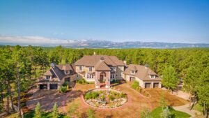 mansions in colorado