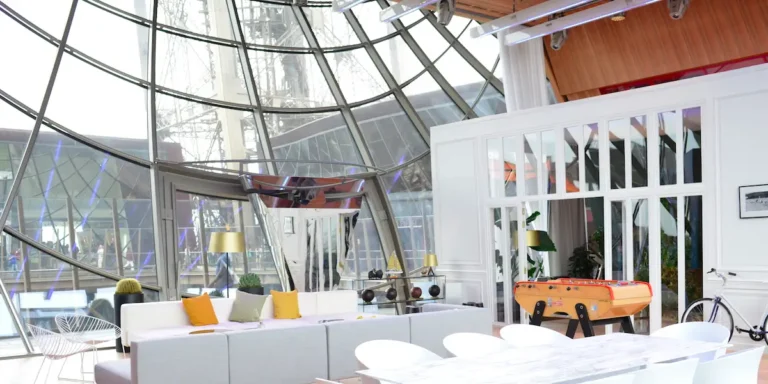 eiffel tower apartment